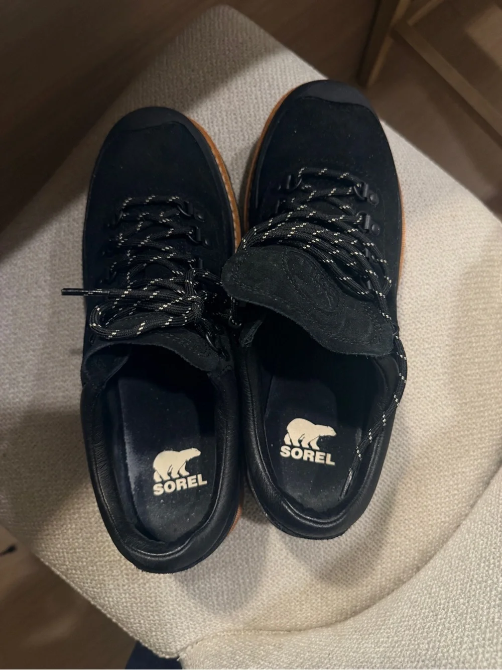 Sorel Men’s Size 10 Black Suede Lace-Up Hiker Boots with Gum Outsole